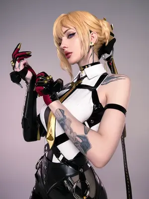 Xenon - Evelyn Chevalier 2