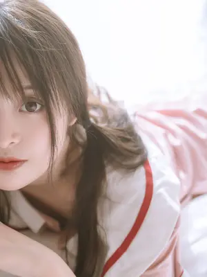 草莓味奈奈兔 - 草莓味的居家少女